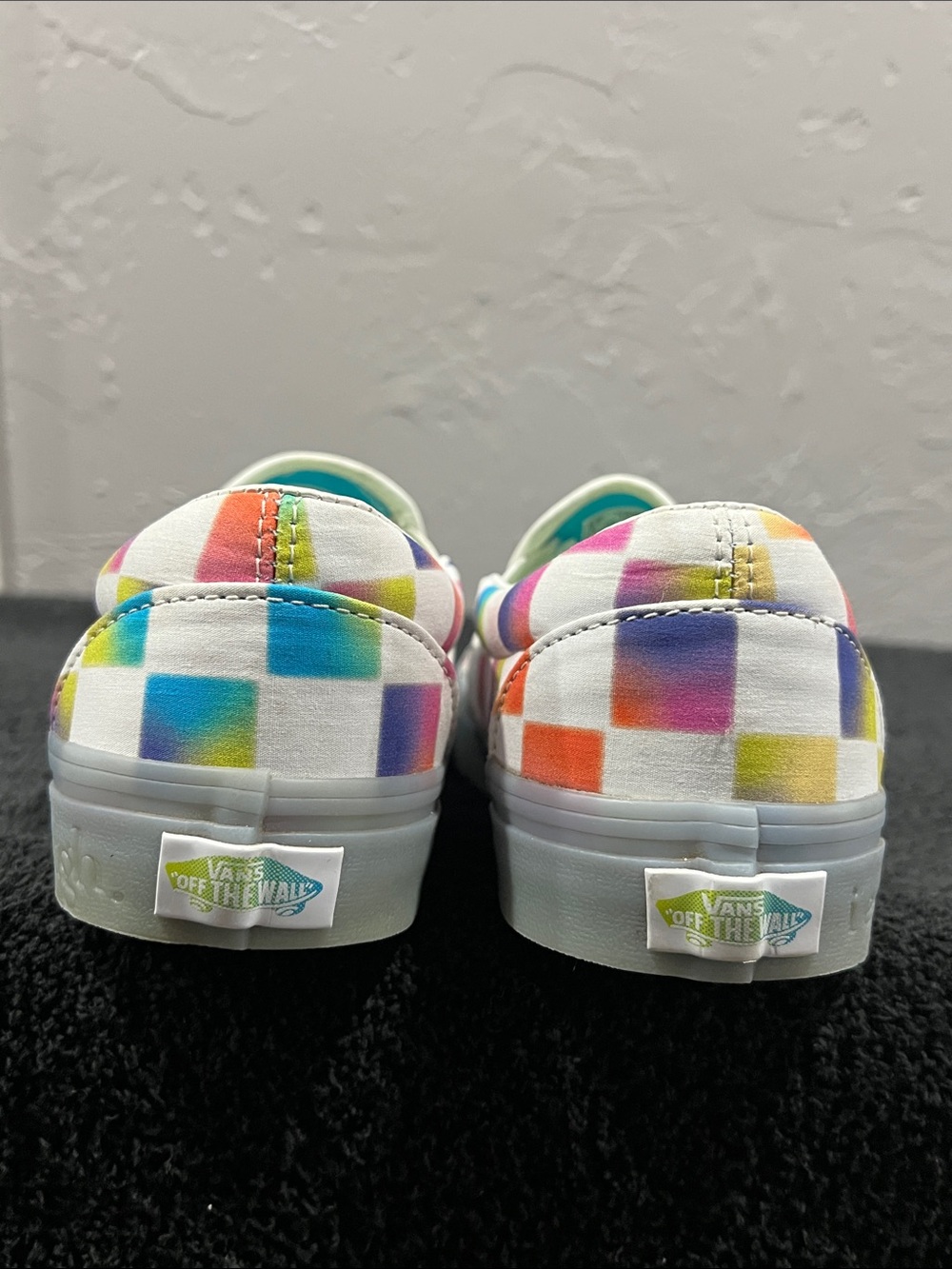 đ„đ„ VANS Cultivate Care Rainbow Checkered Canvas Gum Soles Slip-on Shoes Mens 8.5 - Picture 7 of 12